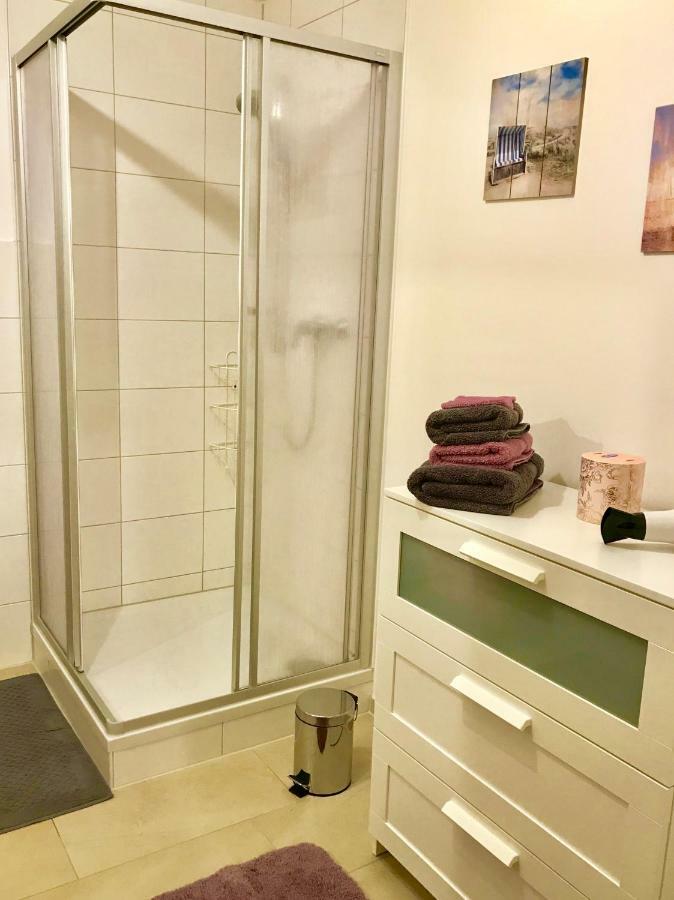 Grosses 1-Zimmer Wohlfuhl-Appartement Rednitzhembach Exteriör bild