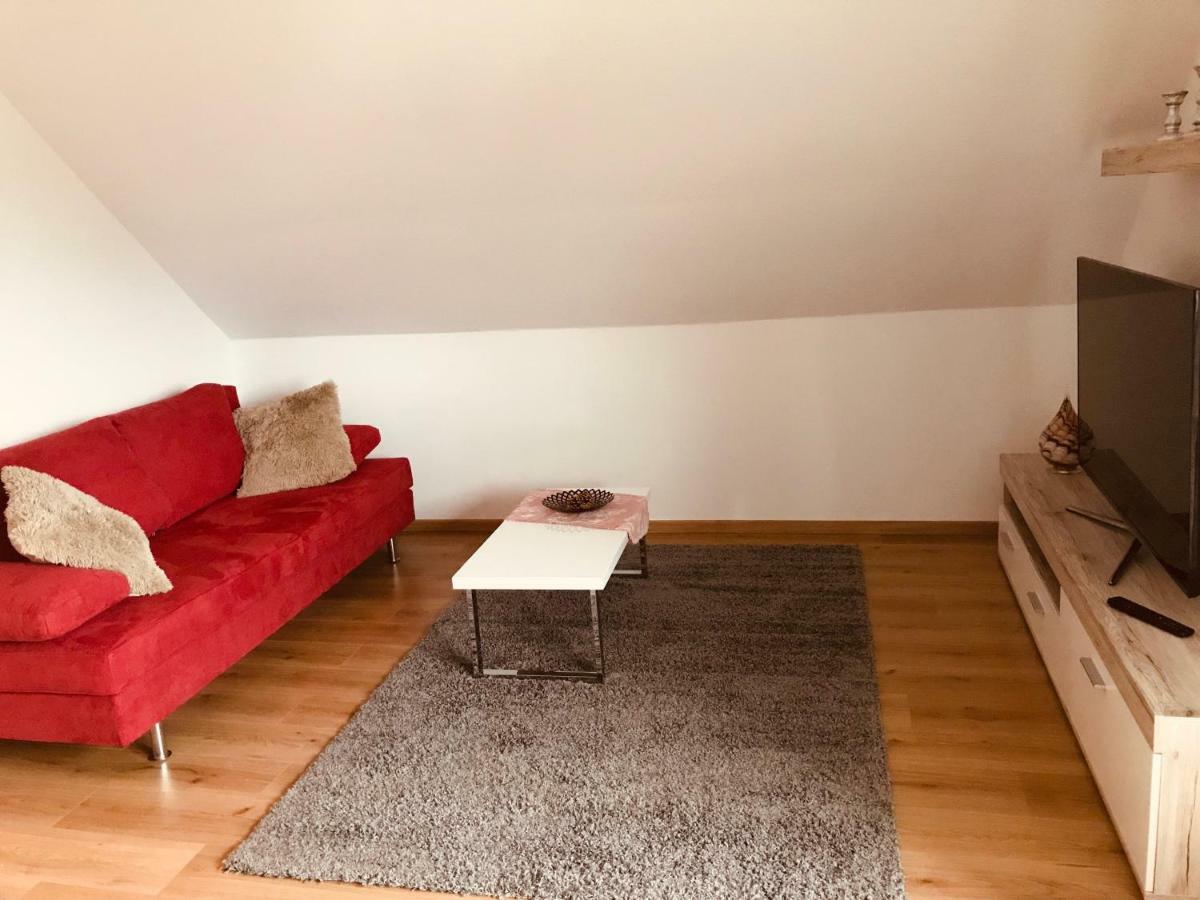 Grosses 1-Zimmer Wohlfuhl-Appartement Rednitzhembach Exteriör bild